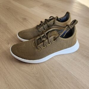 Allbirds Tree Runner Sneakers sz 8 NWOB